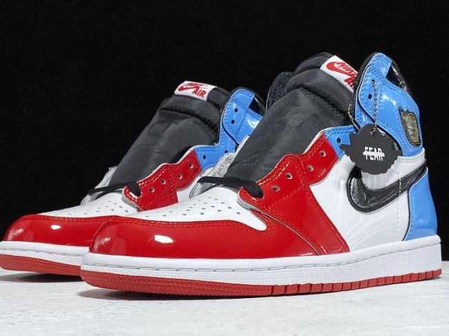 HYPE OG Retro CK5666-100 High 1 Air Fearless Jordan 0629